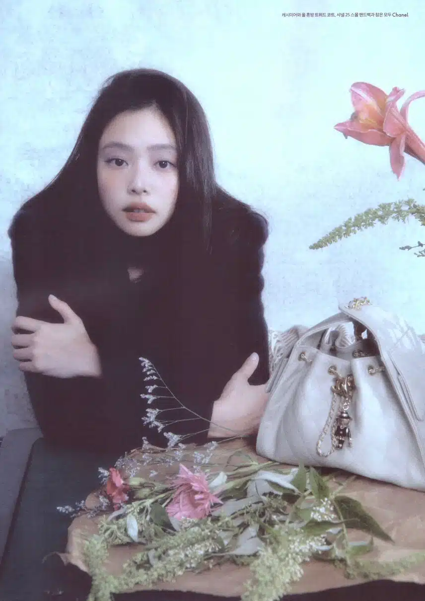 😍Scansione fotografica di Jennie Elle Korea Chanel
