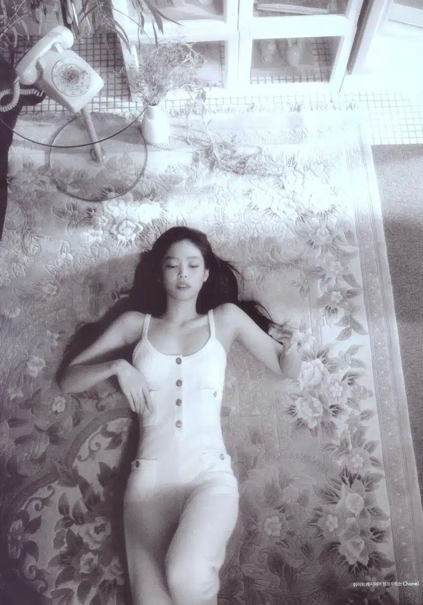 😍Scansione fotografica di Jennie Elle Korea Chanel