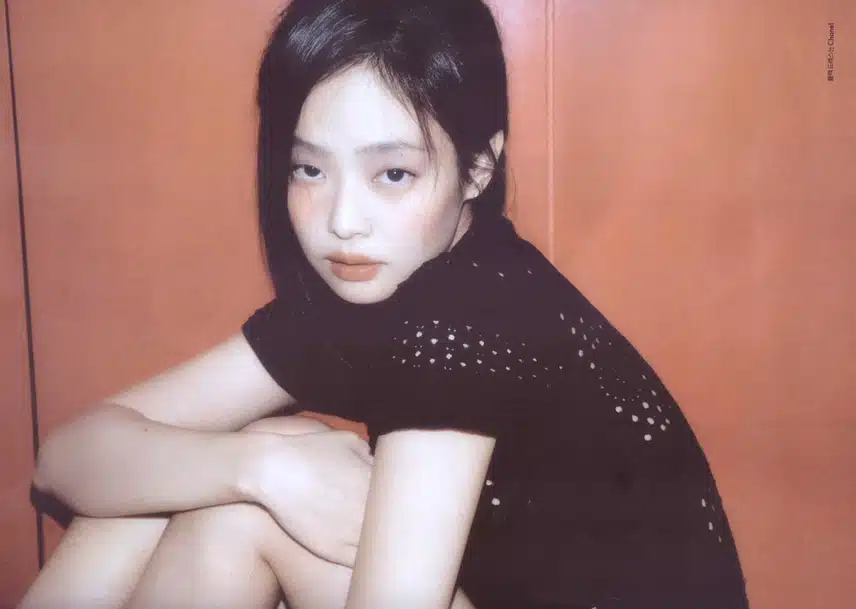 😍Scansione fotografica di Jennie Elle Korea Chanel