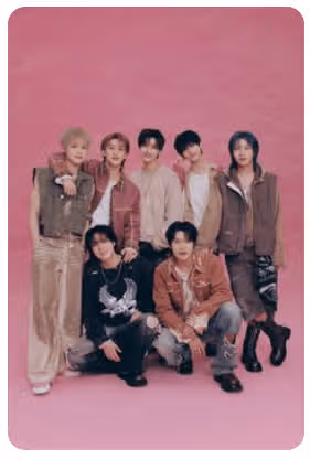 I nostri membri degli NCT! Più li guardo, più mi sembrano degli idoli nati.