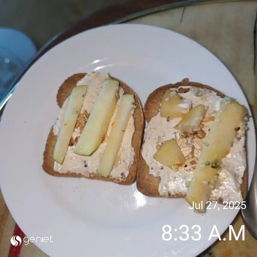 아침은 산책 다녀와서 집에서