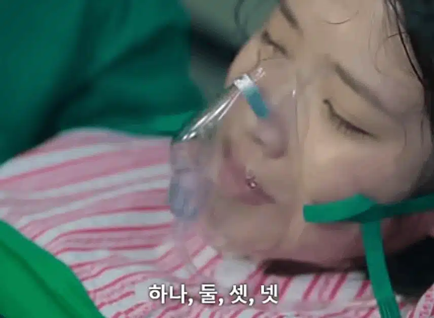 아이유님의 출산 연기 볼때마다 정말 놀라네요.