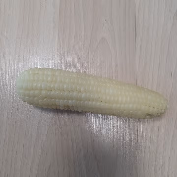 옥수수🌽 하나 먹어요