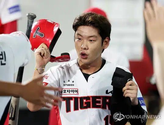 Riepilogo della controversia tra Hong Jong-pyo e Park Jeong-woo! Le recenti attività di Yangyang, l'espulsione e il rilascio.