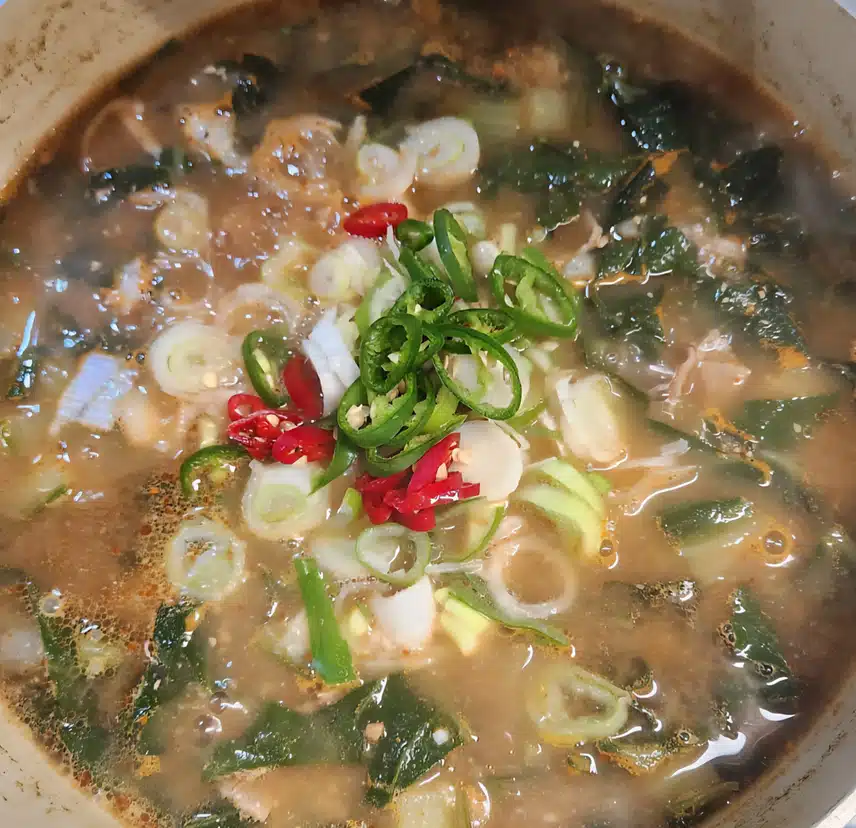 구수한 소고기 근대 된장국 먹어요🥬