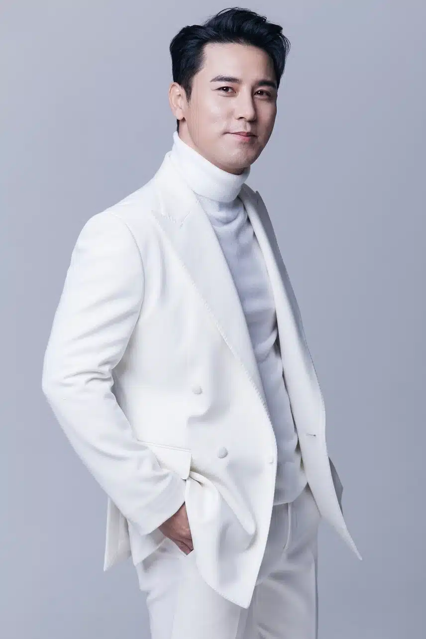 장민호니;ㅁ 팬들에게 정말 살갑게 다가가더라구요 ㅎㅎ