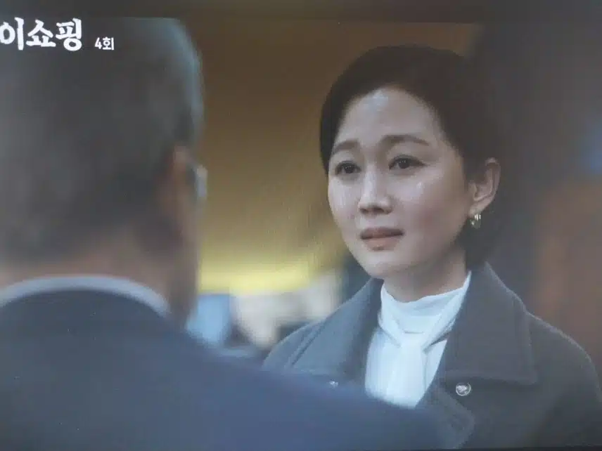 4화 의원의 아이가 살아있음을 알게되었어요