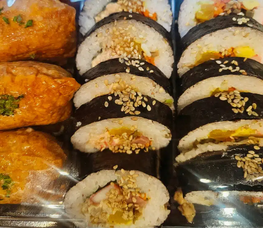 김밥이랑 유부초밥 🍘🍙