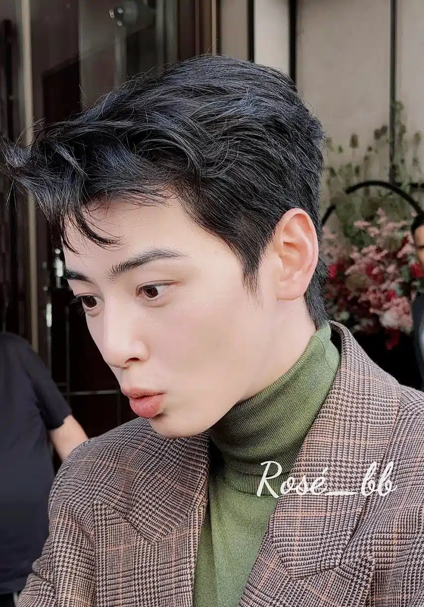 반짝반짝한 차은우 자연광 피부
