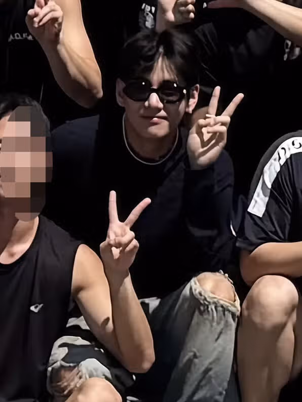 Loyalitas V BTS luar biasa bahkan setelah menjalani wajib militer