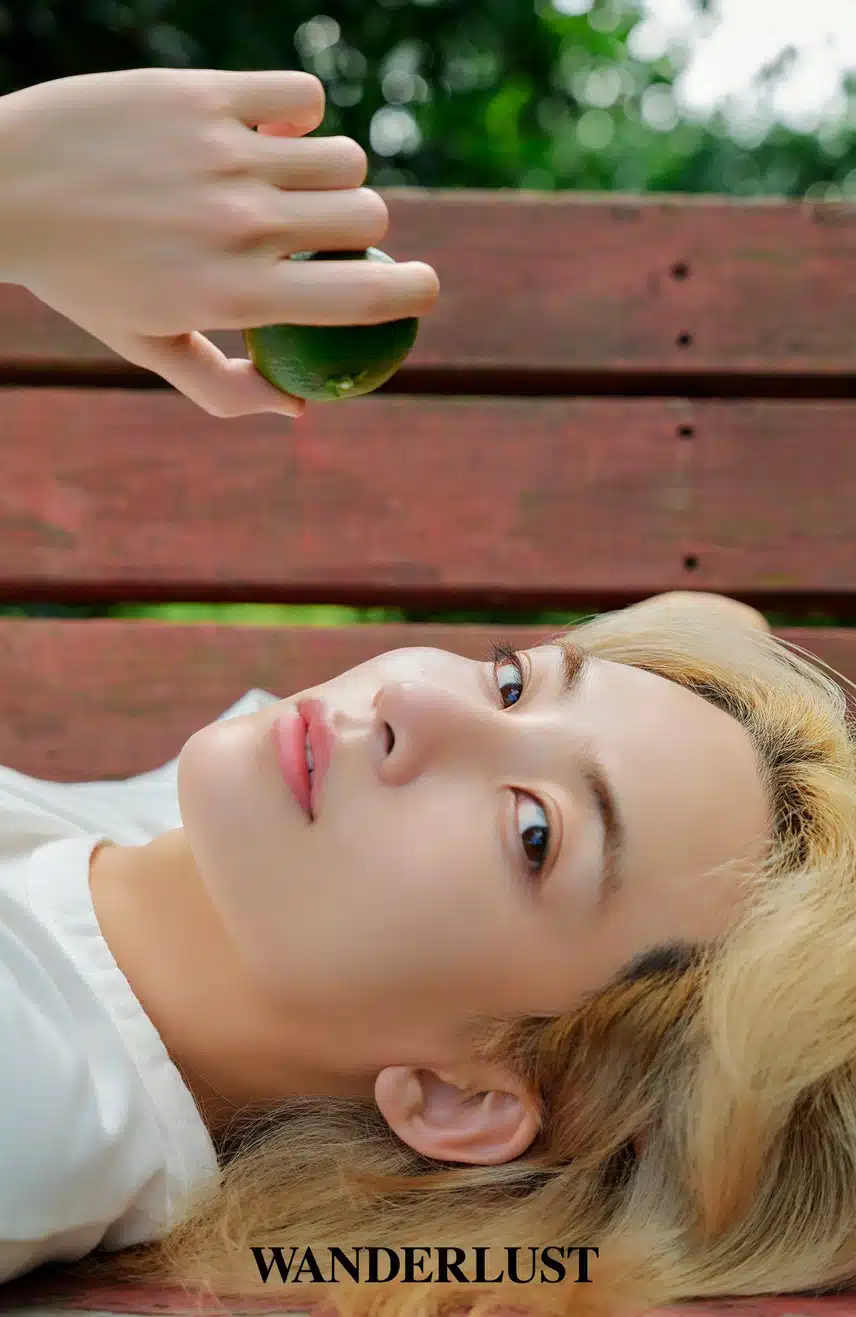 Jeonghan dei SEVENTEEN pubblica il libro fotografico 