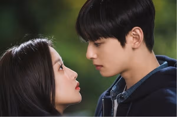 [Mới nhất 2025] Bạn trai của Moon Ga Young là ai? Tóm tắt đầy đủ về mối quan hệ của cô với Cha Eun Woo và Choi Hyun Wook, cũng như tin đồn kết hôn!