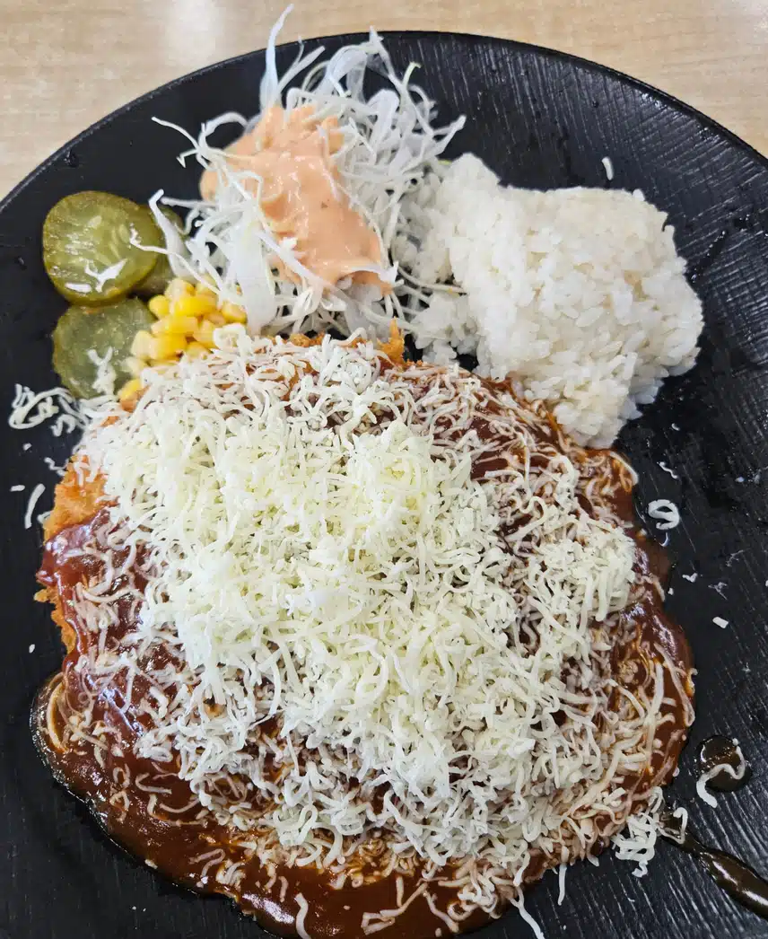 점심은 눈꽃 치즈 돈까스로 