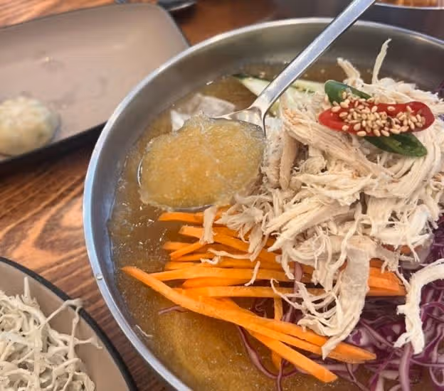 더운 여름 입맛 돋워줄 '초계국수' 동네 맛집 소개해드려요