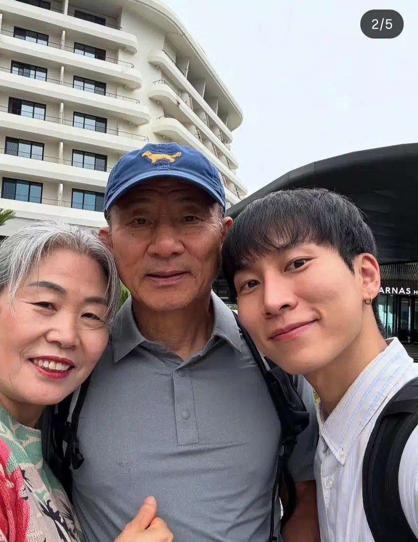 은광이 인스타에 부모님이랑 찍은사진 넘 화목해보이고 좋네요