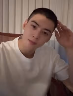 차은우는 역시 빛나는 존재였음 
