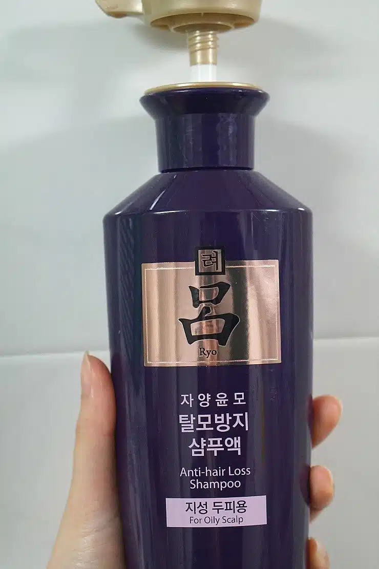 여름 두피 케어 샴푸 뭐쓰시나요?