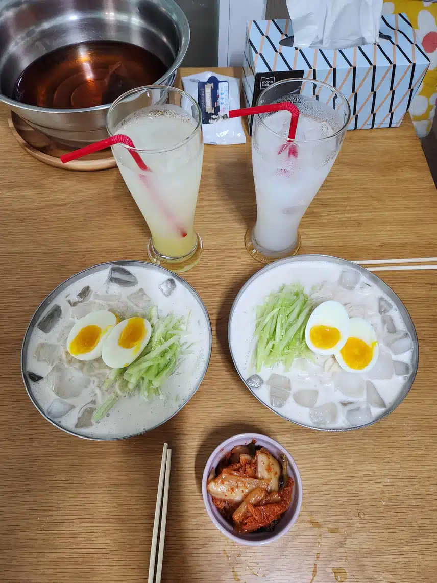 점심은 시원한 콩국수 대령이요🤭