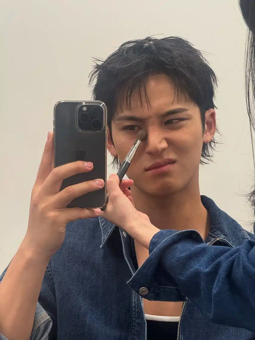 L'Instagram de Mingyu avec Elle Japan X Calvin Klein !