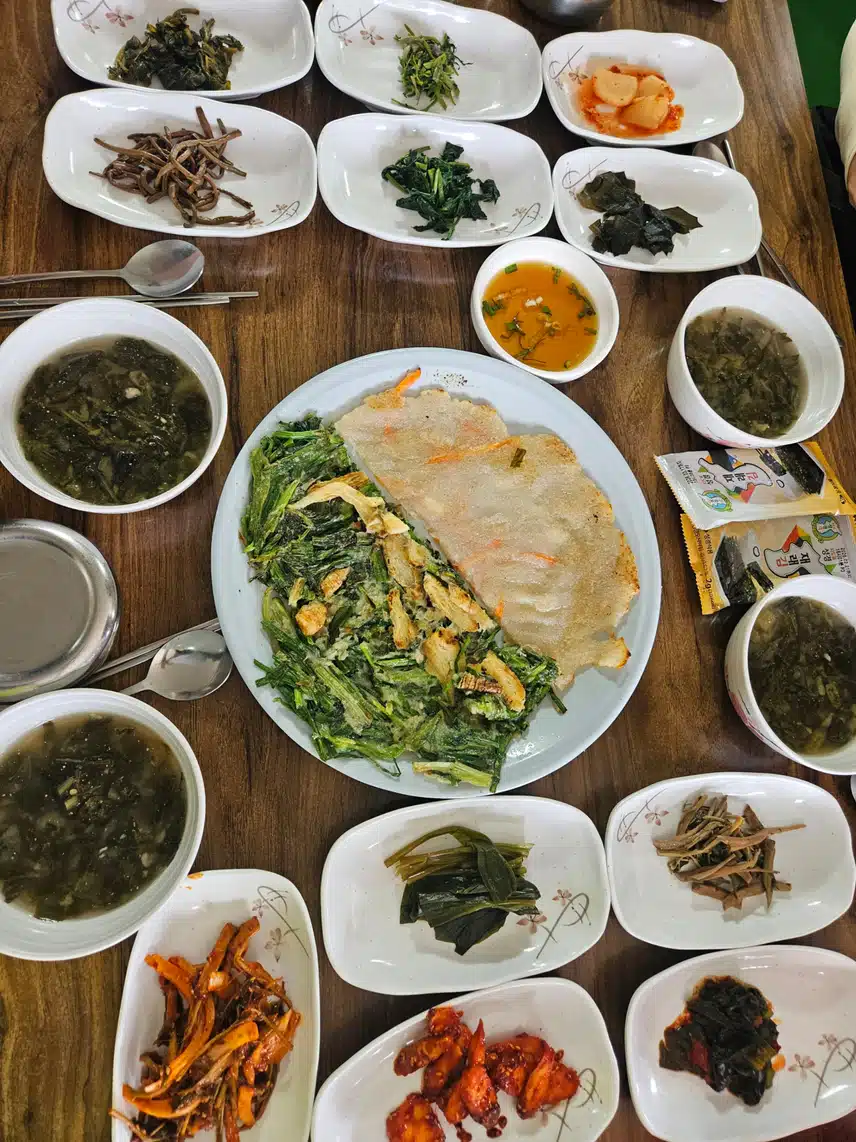 나리분지 산채 비빔밥으로 