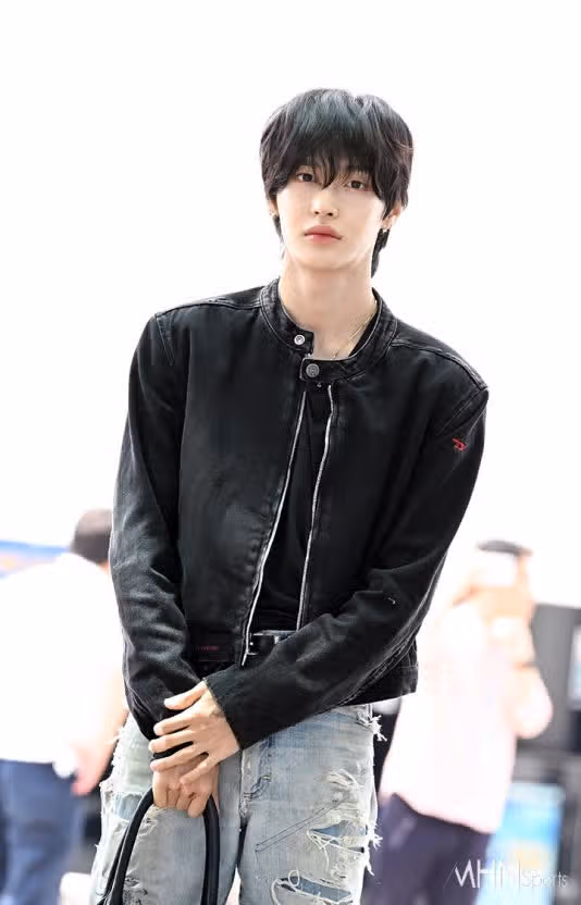 Won Bin's live stage is legendary.