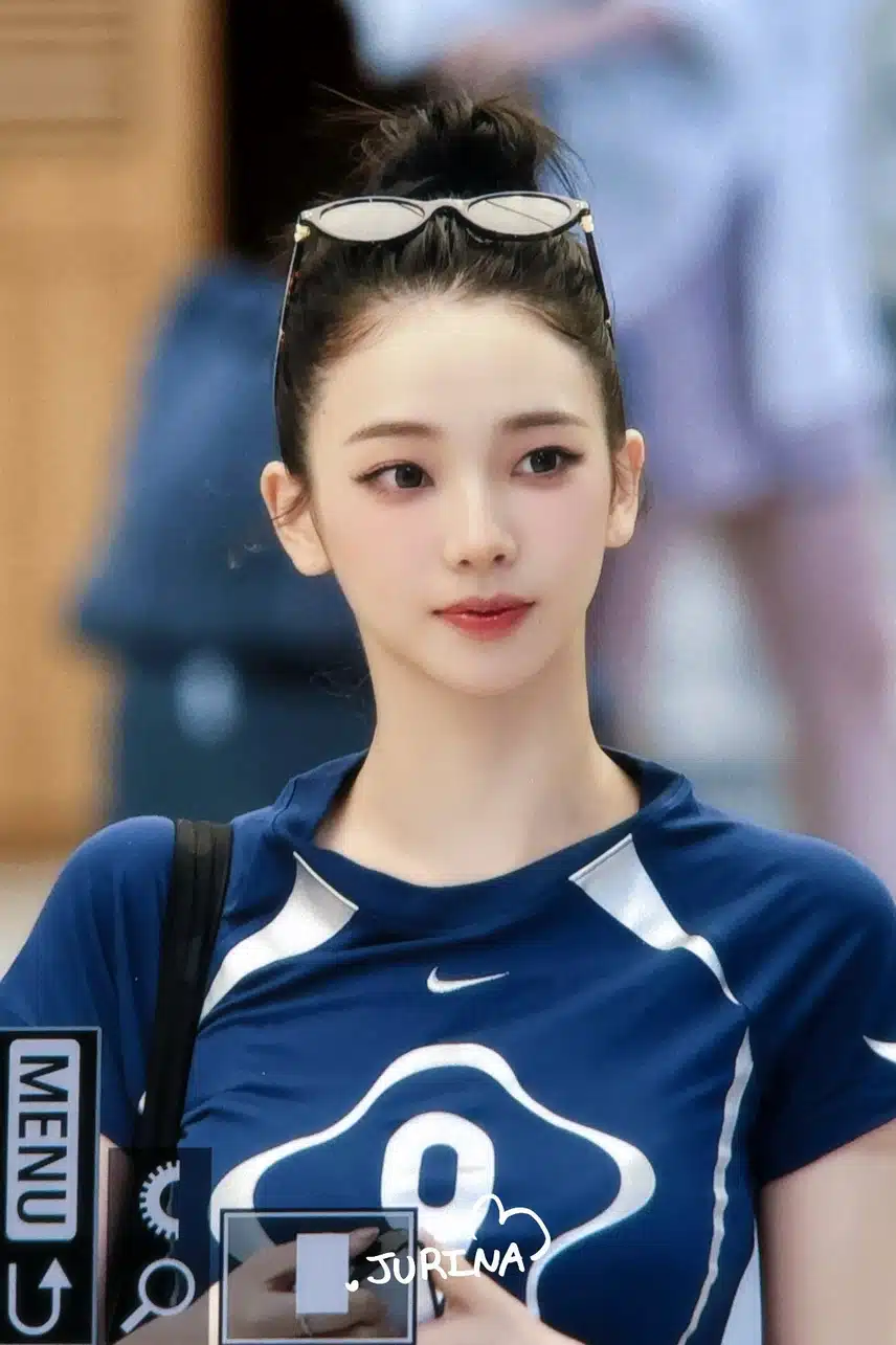 Karina, this photo from when you entered the country a few days ago is really nice.