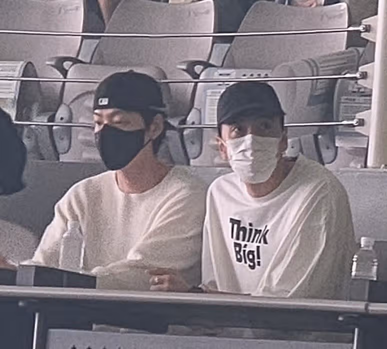 Kim Woo Bin, Lee Kwang Soo, and Do Kyung Soo came to the concert