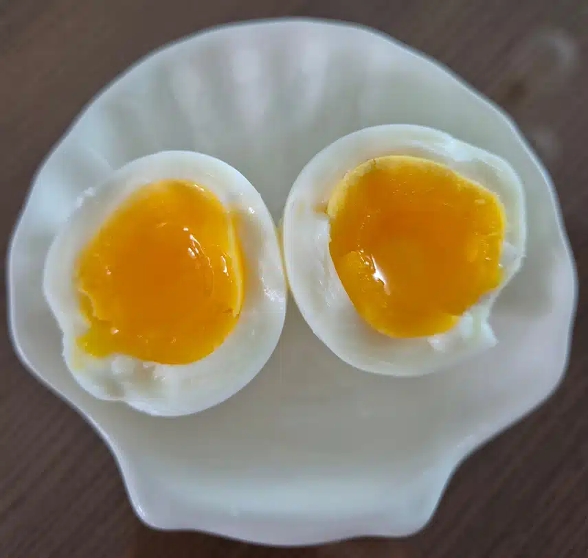 아침 반숙으로 ~