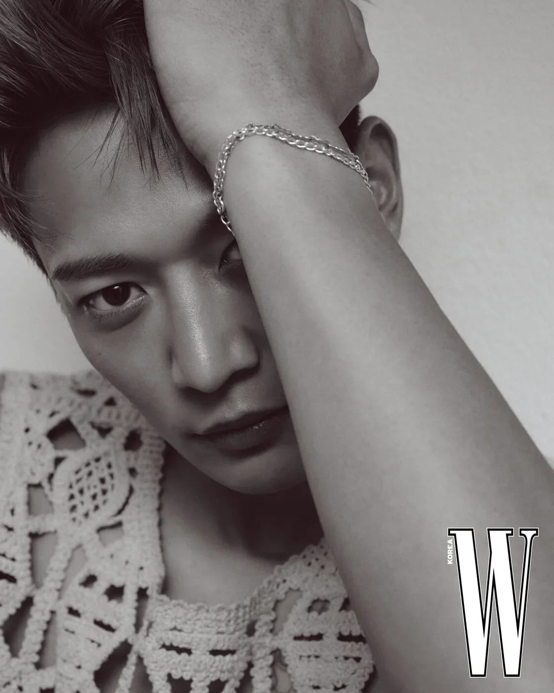 Minho 看起來就像是一個不知道「限制」這個詞的人