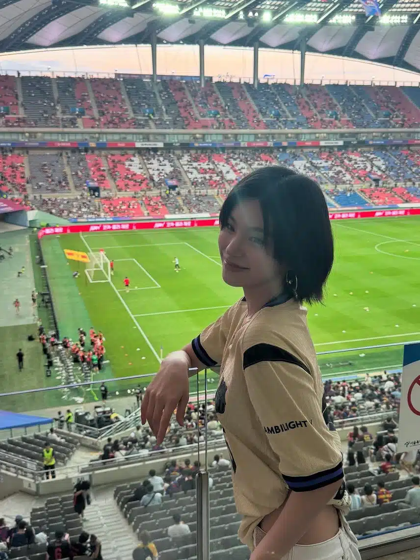 fc서울VS 바르셀로나 경기 직관하러 간 있지 예지