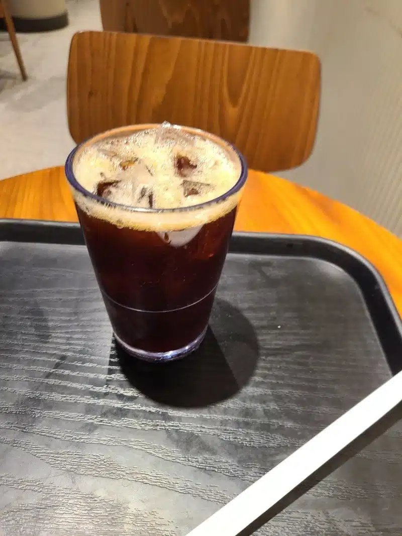시원한 커피 한 잔