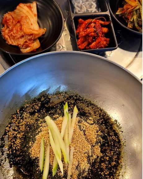 여름 별미로 홀딱 반해버린 <들기름 막국수> 동네 맛집 소개합니다