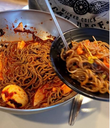 여름 별미로 홀딱 반해버린 <들기름 막국수> 동네 맛집 소개합니다