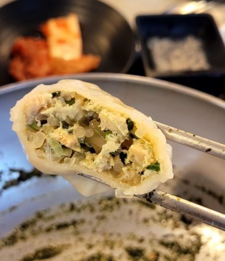 여름 별미로 홀딱 반해버린 <들기름 막국수> 동네 맛집 소개합니다