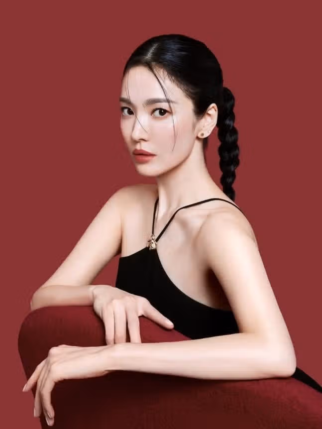 Kecantikan Song Hye-kyo diperbarui setiap kali dia melakukan pemotretan.