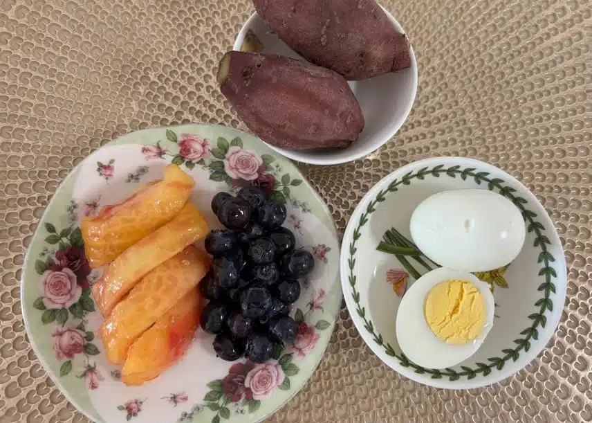 아침식단🍠🍅🥚🫐
