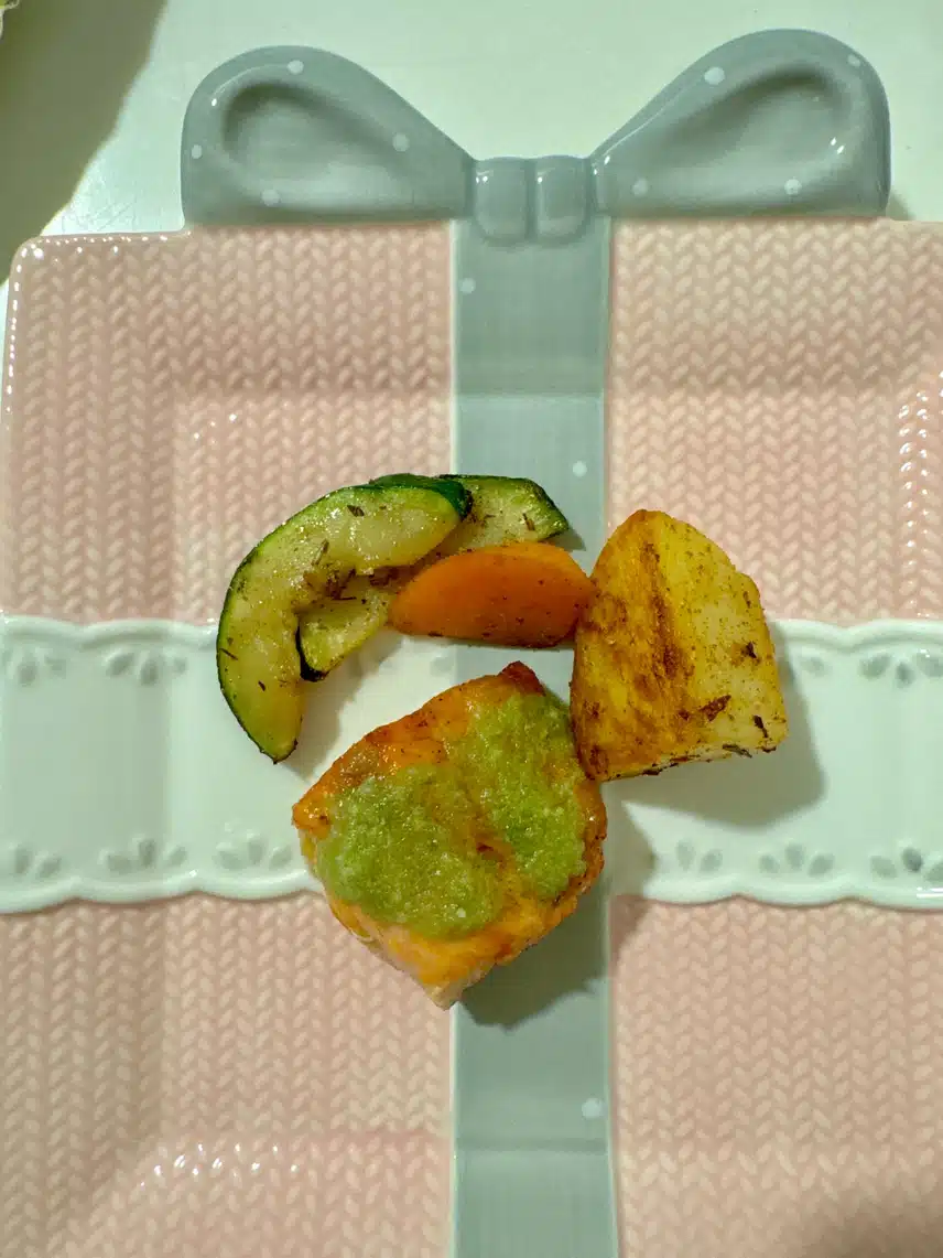 다이어트도 품격 있게! 우아함을 곁들인 나만의 그릴 연어 스테이크 레시피 🍽️
