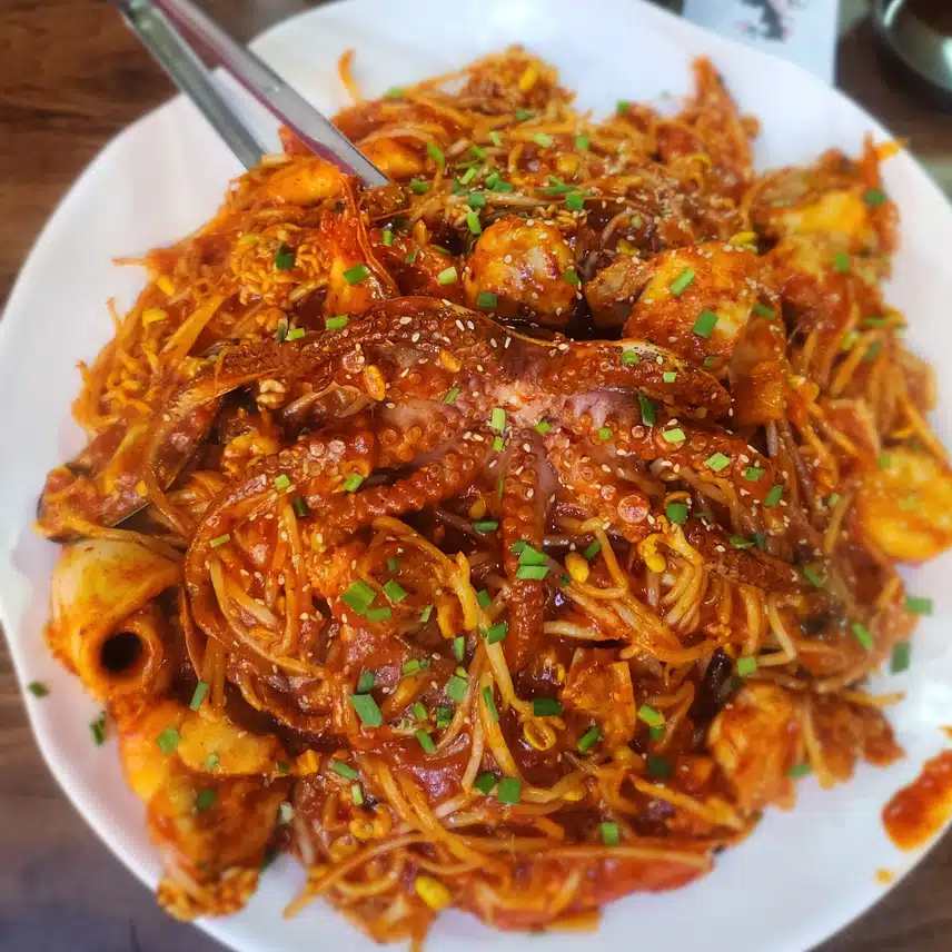 푸짐한 해물 아구찜 먹어요 🐙🦐🐚