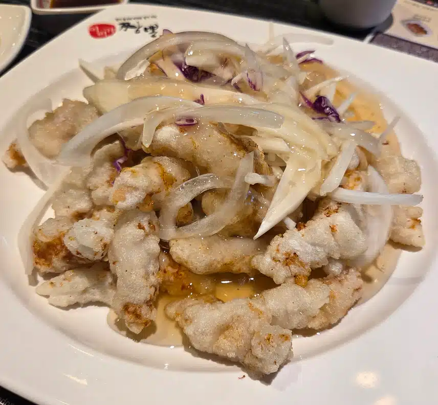찹쌀 탕수육도 맛있게 먹었어요.