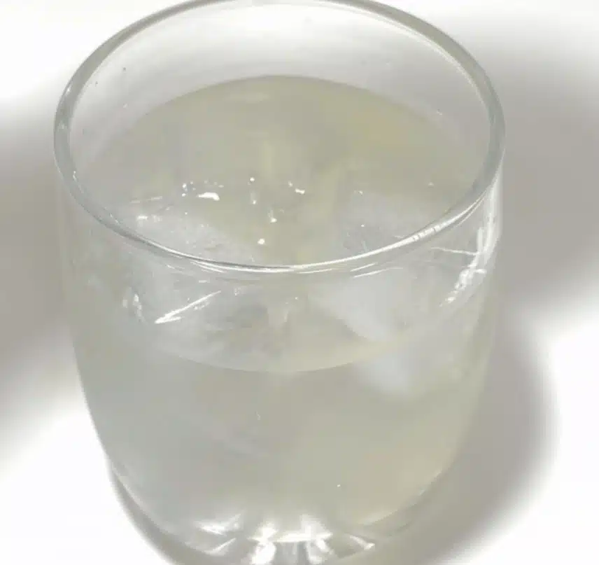상큼한 레몬수 한 잔🍋
