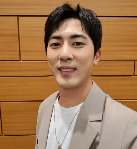 김원훈 와이프 얼굴 인스타 직업 완벽 정리! 신혼 집 아파트는 어디?