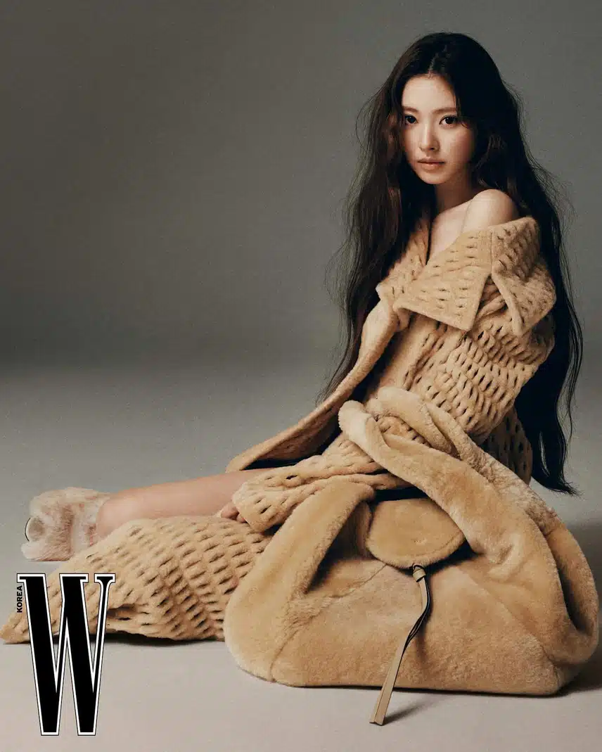 Miao Anna X Fendi W Korea Digital Pictorial