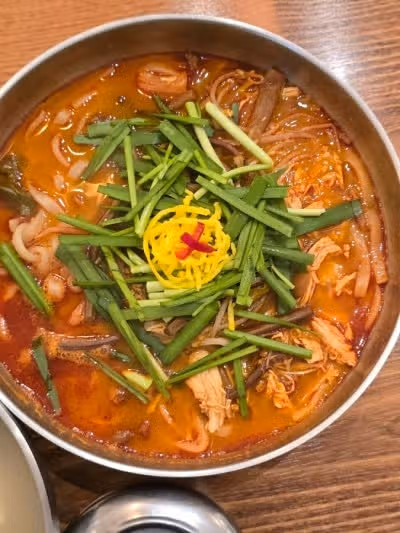 복날엔 삼계탕 대신 닭곰탕 어때요!