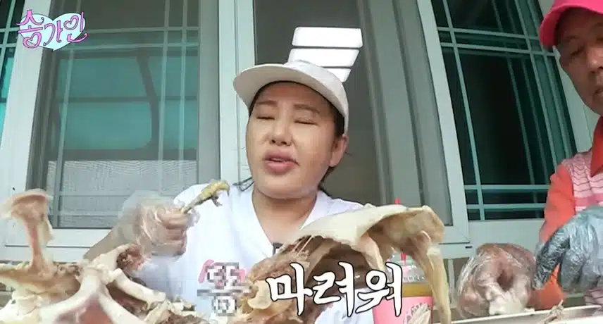 카메라 앞에서도 솔직하고 털털한 모습이 매력이죠~