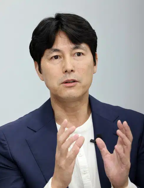 チョン・ウソンの結婚相手は誰ですか？