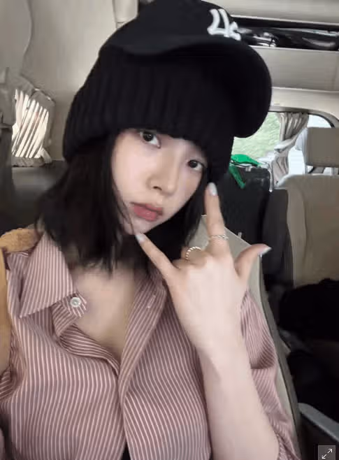 카리나, 이 극단적 앵글서도 살아남은 AI 미모