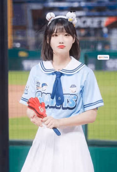 최홍라 성형전 사진 바디프로필! 야구선수 이재현 재결합, 인스타 언팔