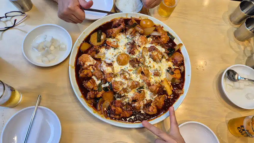 오늘 힘든하루  비 내리니 후덥지근하다  만보 달성하고 마무리 힙니다