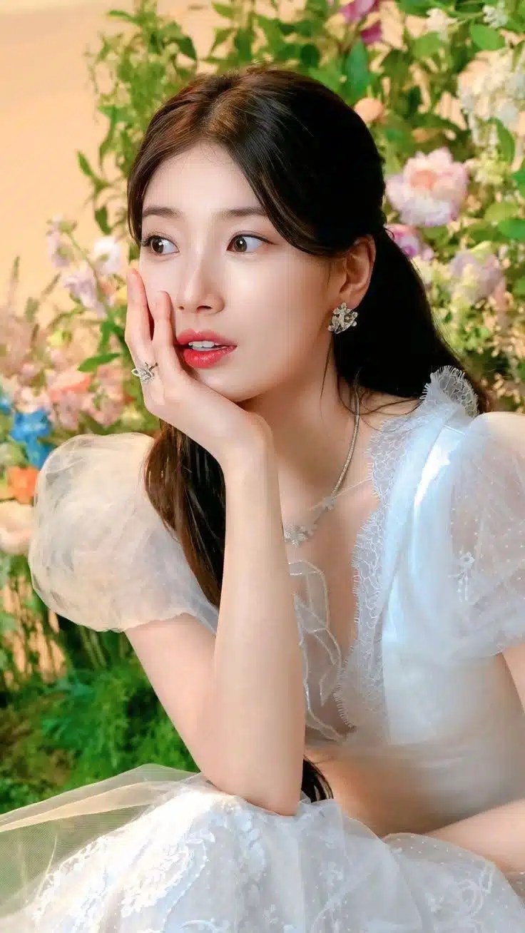 Suzy is truly more beautiful than flowers.
