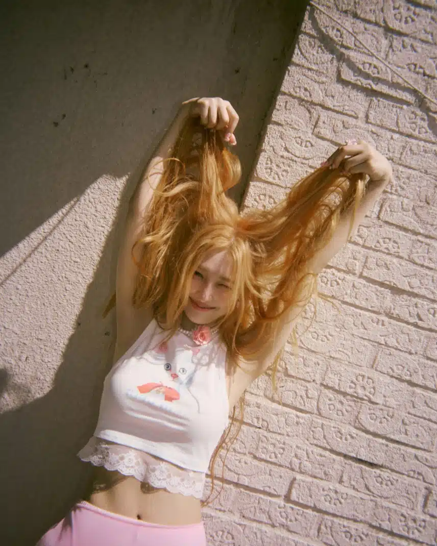 Red Velvet Joy reveals concept photos for her first mini-album, 